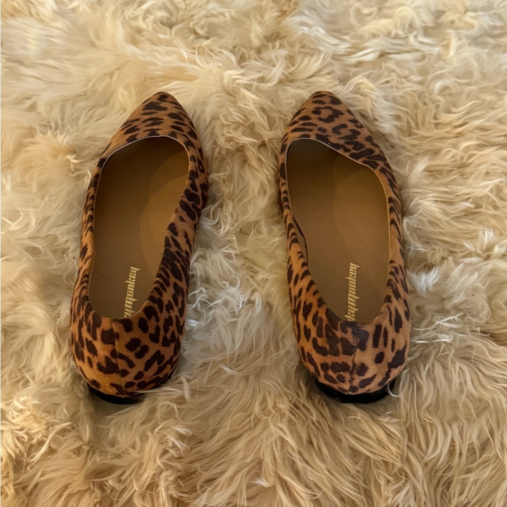 Funky monkey Leopard Print Women Shoes